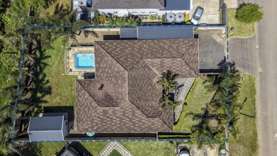 4 Bedroom Property for Sale in Sunrise On Sea Eastern Cape
